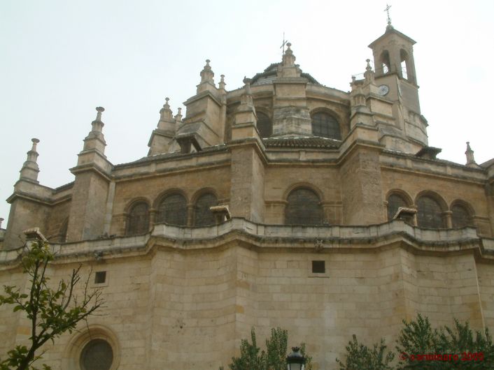 706 X 530 andalucia_2005_caro_261medi.jpg