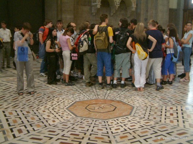 640 X 480 19_florenz_marmorboden_medi.jpg